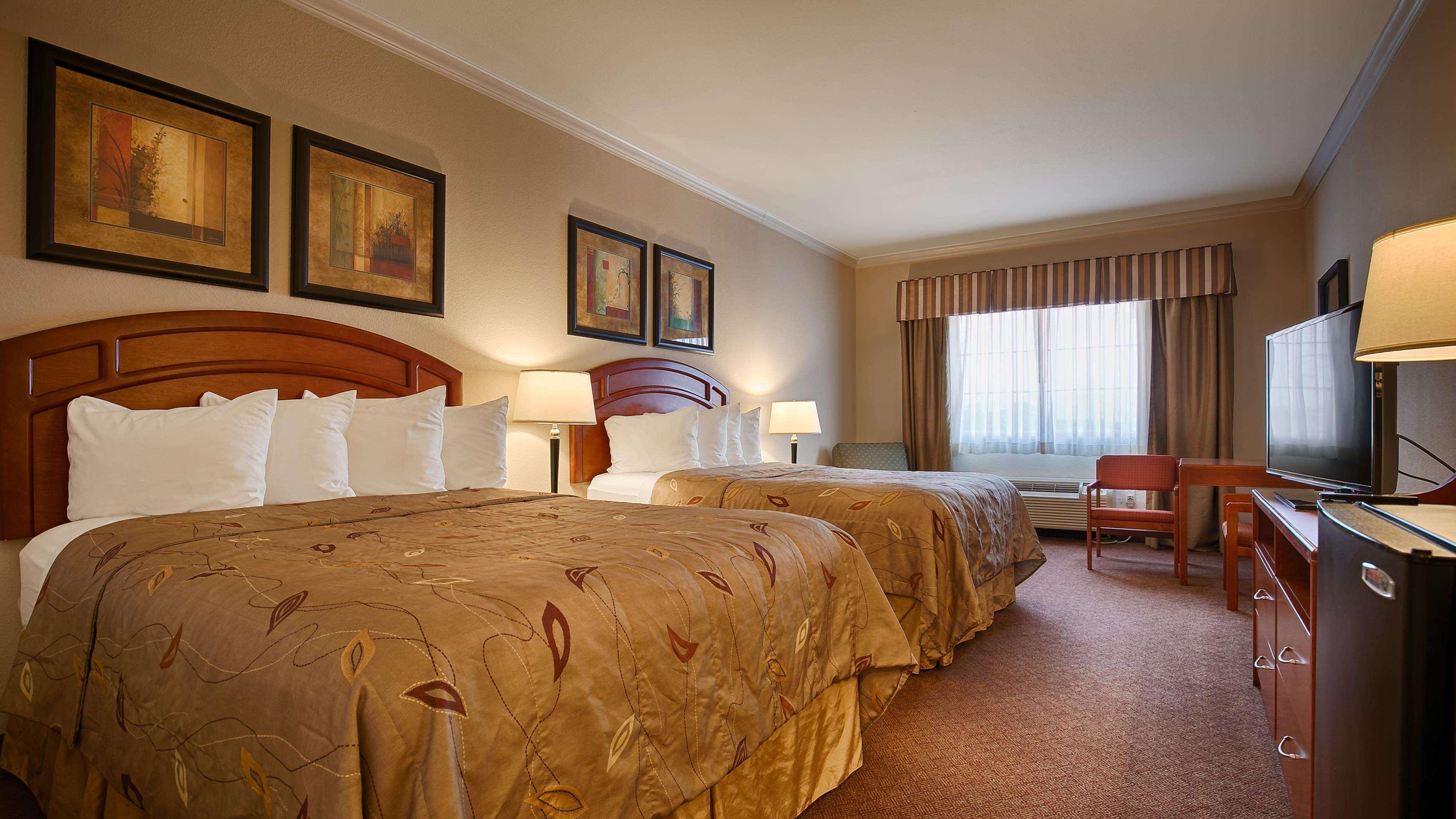 Best Western Inn & Suites קליבלנד מראה חיצוני תמונה