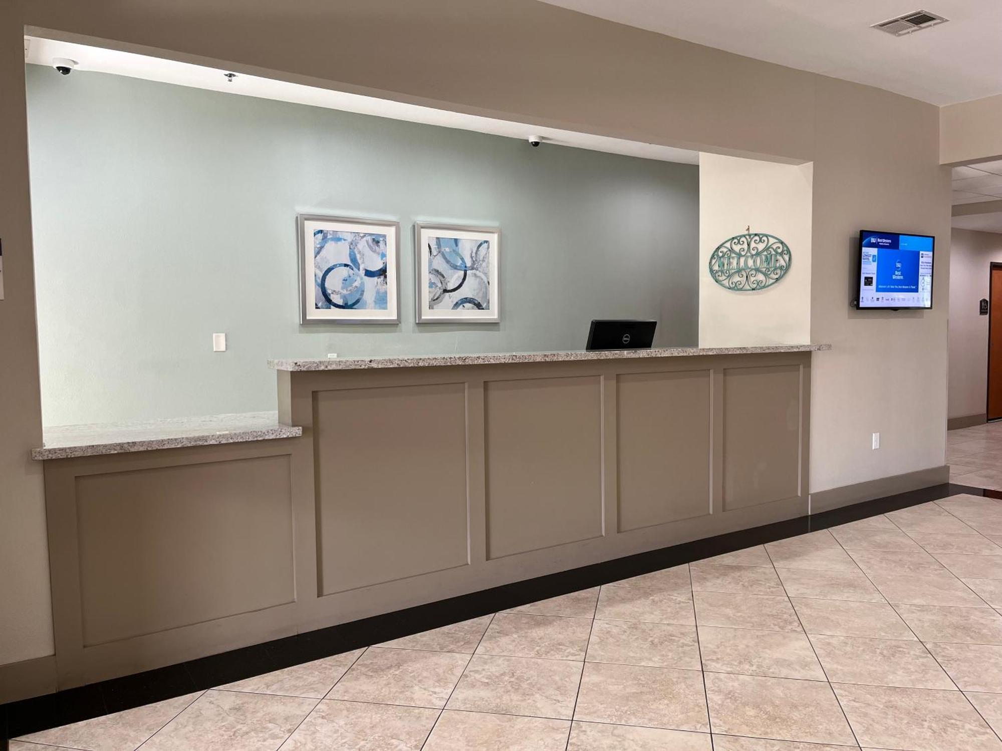 Best Western Inn & Suites קליבלנד מראה חיצוני תמונה